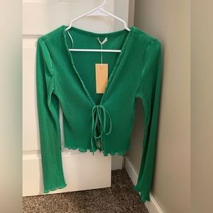 Green front tie top